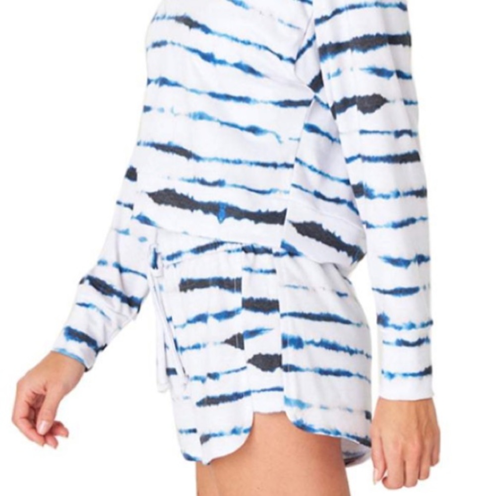 NWT Onzie Divine Lounge Shorts in Santorini